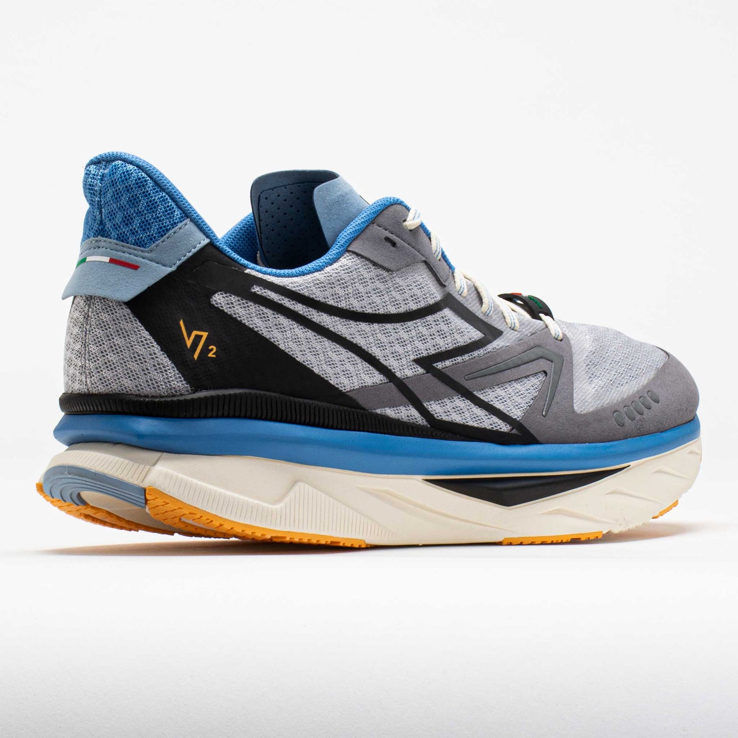 Diadora Atomo v7000-2 Unisex Silver DD/Black/Pacific Coast